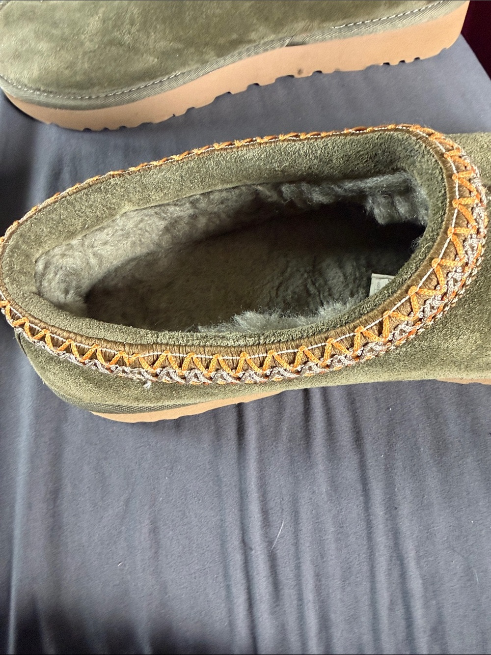 UGG tasman 5955-BTOL olive green womens size wool slipper size 11 women’s - Picture 6 of 8